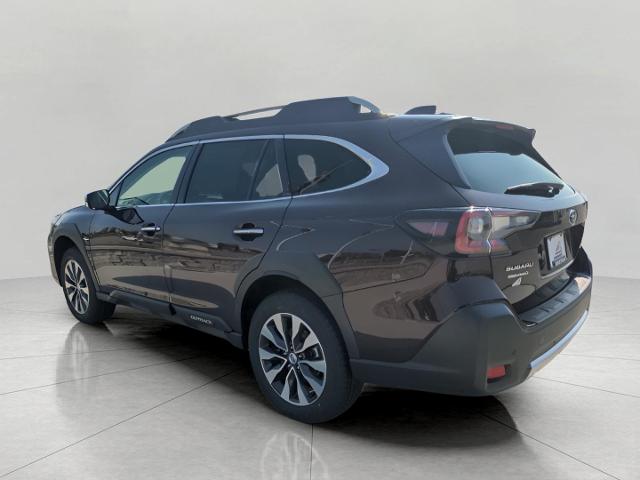 2025 Subaru Outback Vehicle Photo in Green Bay, WI 54304