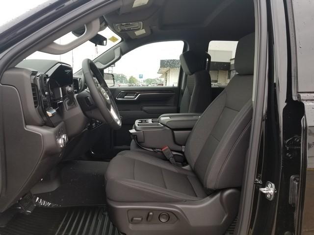 2025 GMC Sierra 1500 Vehicle Photo in ELYRIA, OH 44035-6349