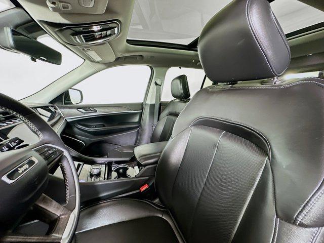 2023 Jeep Grand Cherokee 4xe Vehicle Photo in Doylsetown, PA 18901