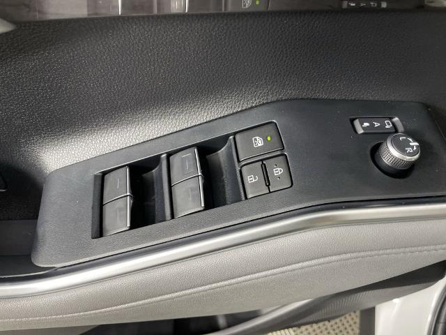 2024 Toyota Highlander Vehicle Photo in GILBERT, AZ 85297-0402