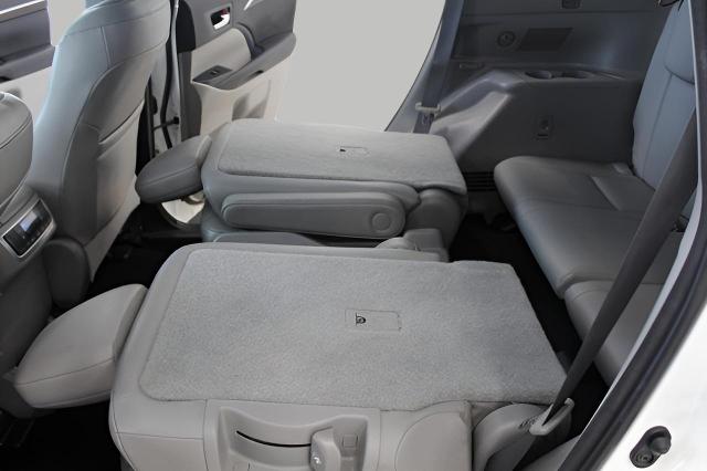 2016 Toyota Highlander Vehicle Photo in Green Bay, WI 54304