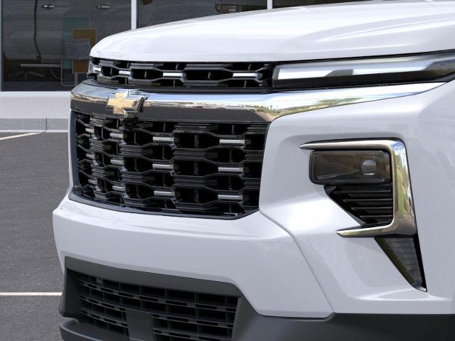2025 Chevrolet Traverse Vehicle Photo in Roslyn, NY 11576