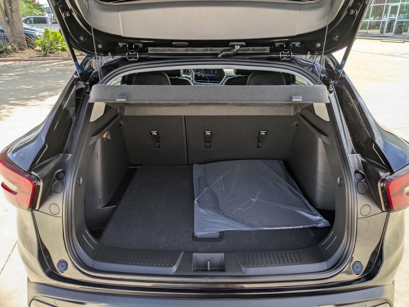 2025 Chevrolet Trax Vehicle Photo in SELMA, TX 78154-1460