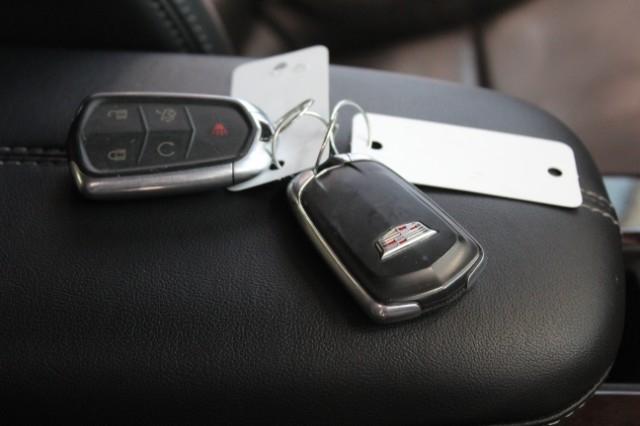 2017 Cadillac XTS Vehicle Photo in Green Bay, WI 54304