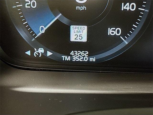 2022 Volvo XC90 Recharge Plug-In Hybrid Vehicle Photo in Puyallup, WA 98371