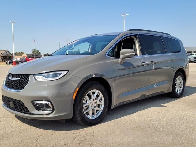 Used 2022 Chrysler Pacifica Touring L with VIN 2C4RC1BG8NR140633 for sale in Jonesboro, AR