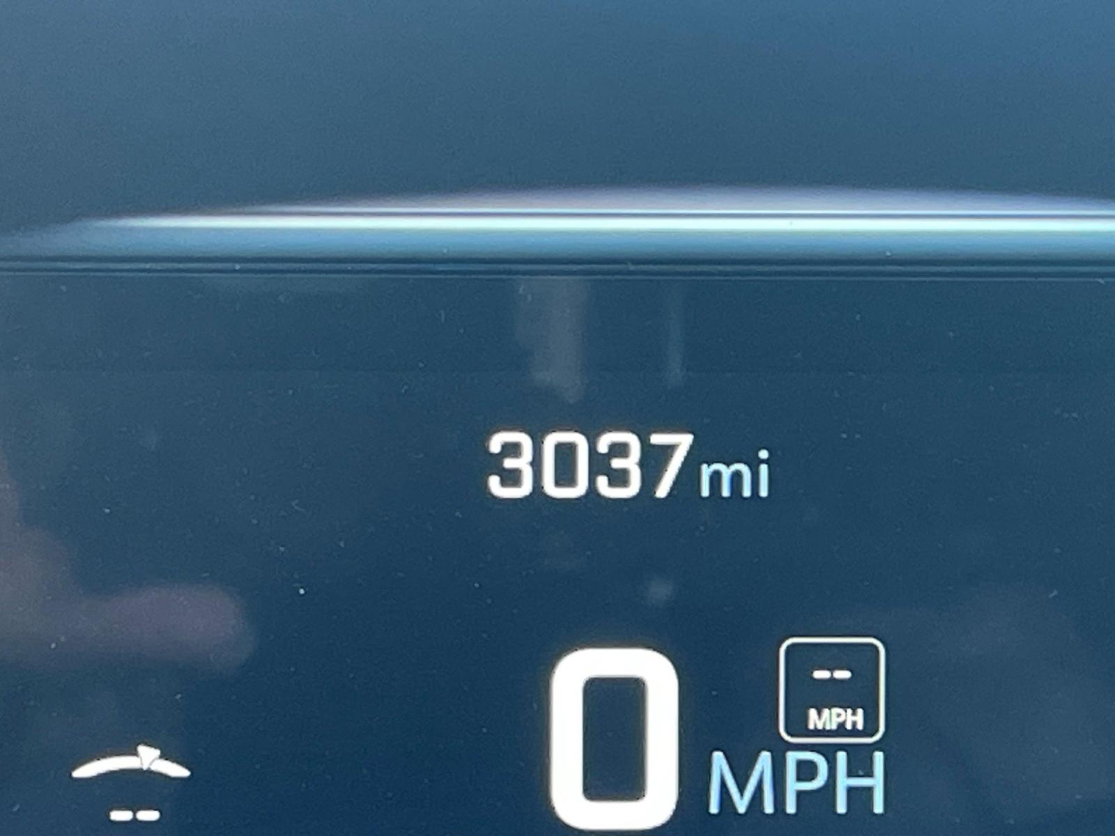 2024 Chevrolet Silverado EV Vehicle Photo in BENTONVILLE, AR 72712-4322