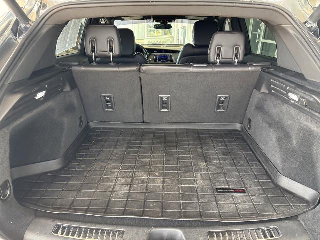 2019 Cadillac XT4 Vehicle Photo in MANHATTAN, KS 66502-5036