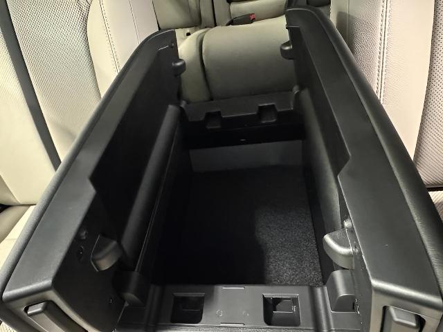 2025 Mazda CX-70 Vehicle Photo in Green Bay, WI 54304