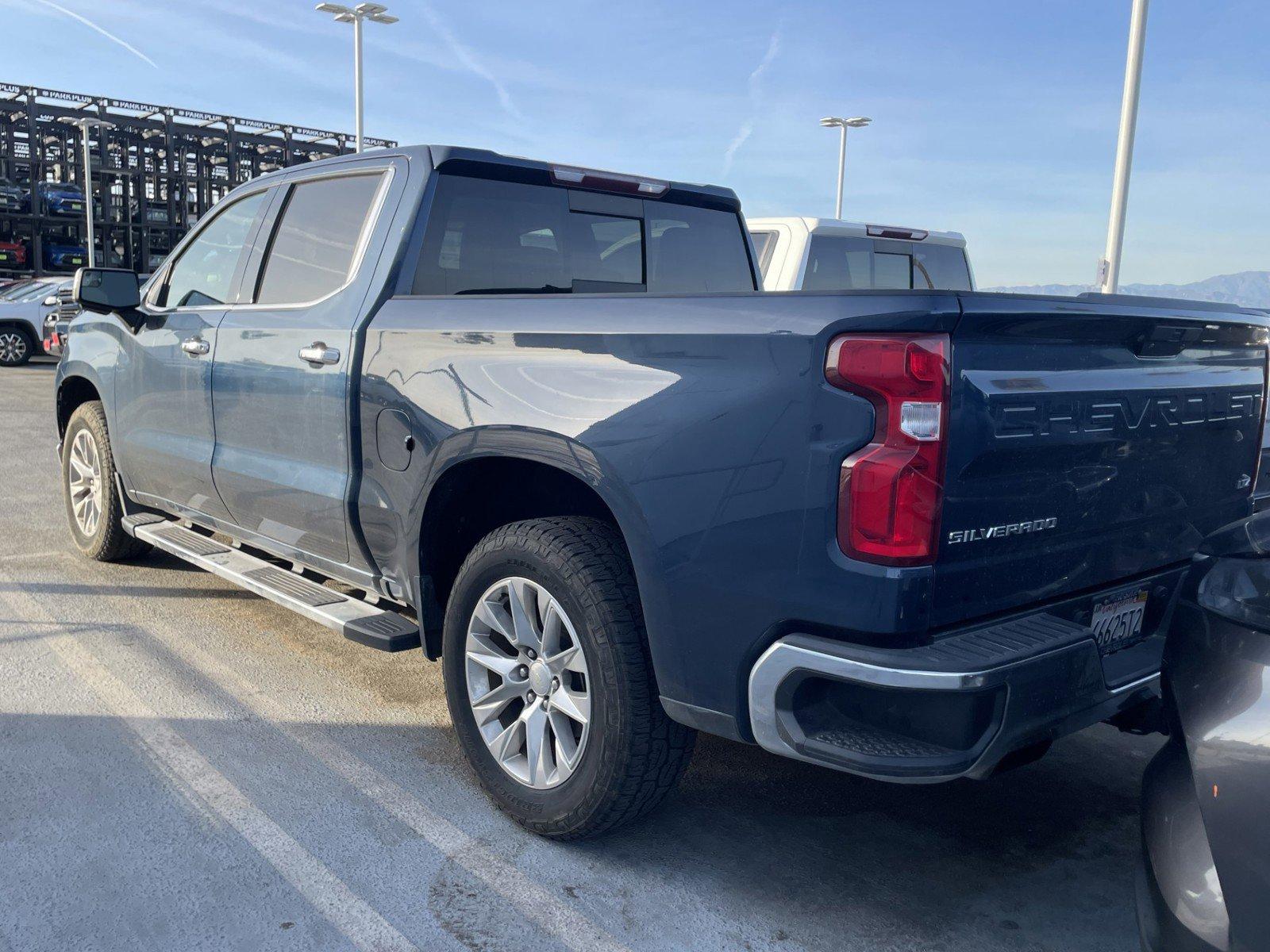 2022 Chevrolet Silverado 1500 Vehicle Photo in LOS ANGELES, CA 90007-3794