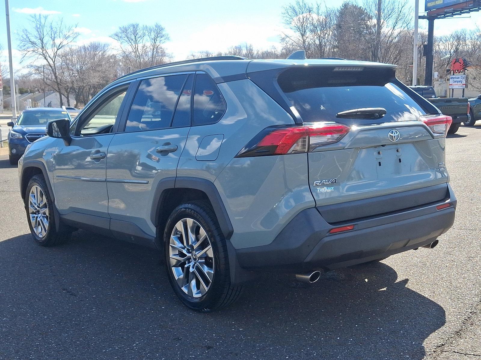 2019 Toyota RAV4 Vehicle Photo in Trevose, PA 19053