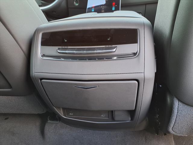 2025 Cadillac Escalade ESV Vehicle Photo in TAMPA, FL 33612-3404