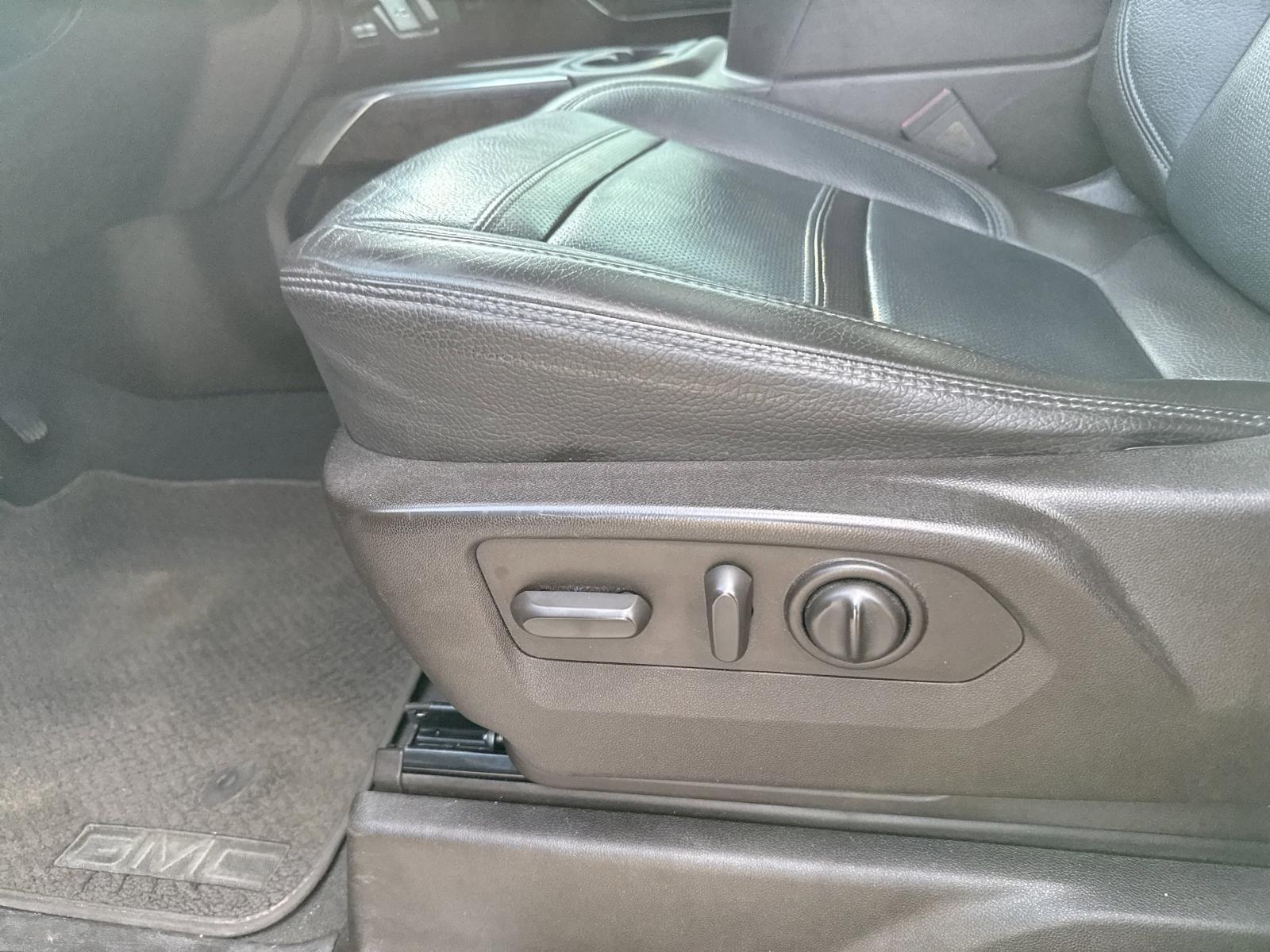 2022 GMC Sierra 2500 HD Vehicle Photo in GEORGETOWN, TX 78626-7508