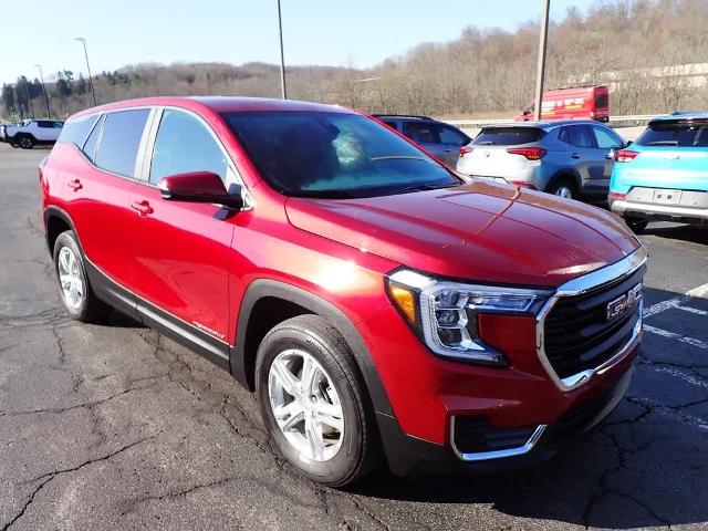 2022 GMC Terrain Vehicle Photo in ZELIENOPLE, PA 16063-2910