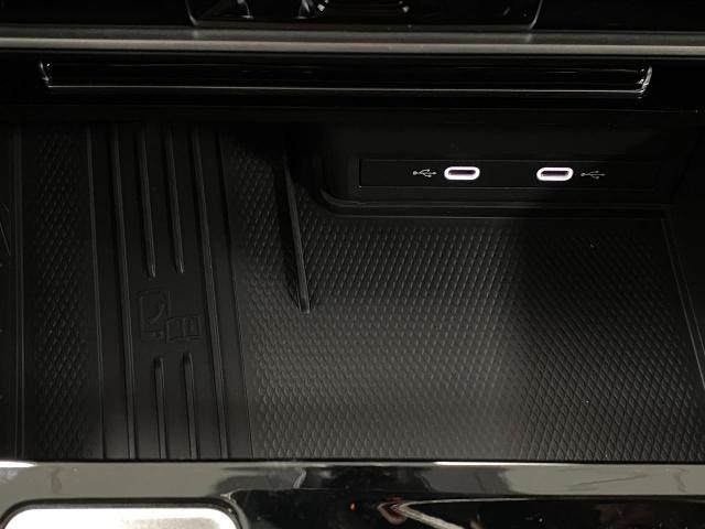 2025 Volkswagen Atlas Vehicle Photo in Appleton, WI 54913