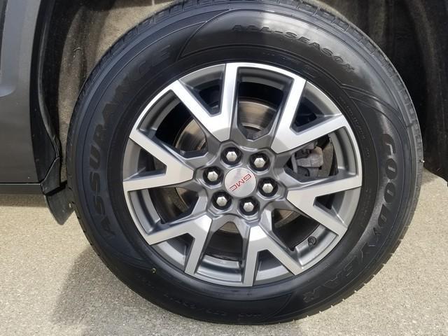 2023 GMC Acadia Vehicle Photo in ELYRIA, OH 44035-6349