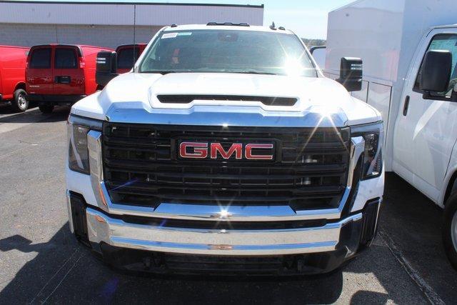 2025 GMC Sierra 3500 HD Chassis Cab Vehicle Photo in SAINT CLAIRSVILLE, OH 43950-8512