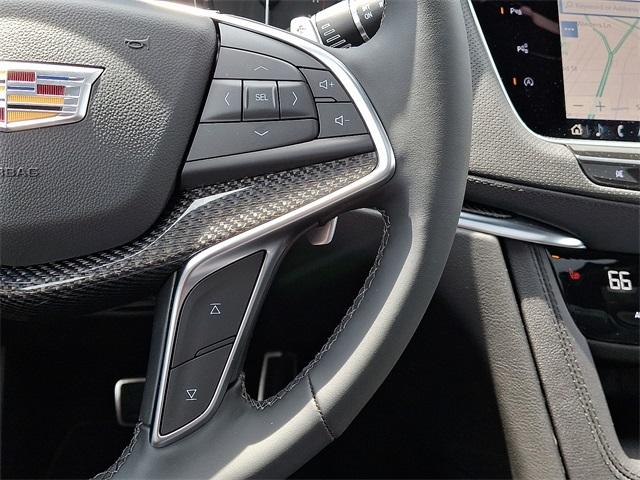 2025 Cadillac XT5 Vehicle Photo in ALLENTOWN, PA 18103-7399