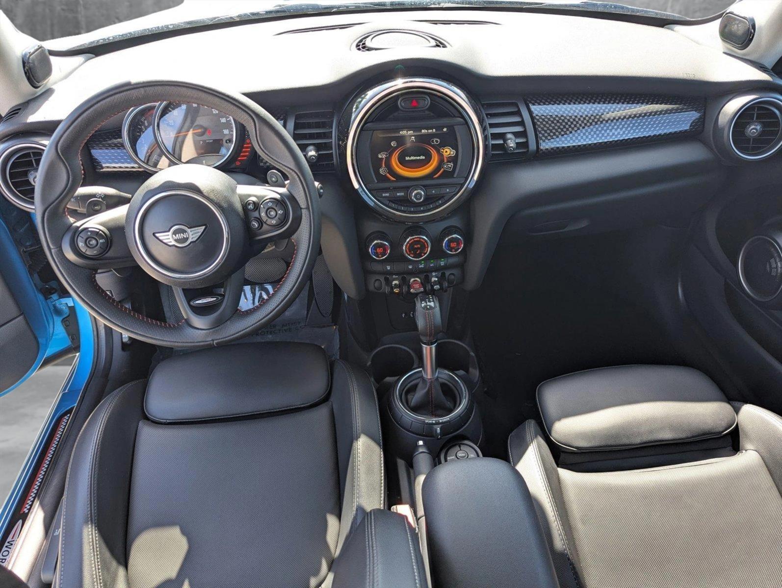 2015 MINI Cooper S Hardtop Vehicle Photo in Delray Beach, FL 33444