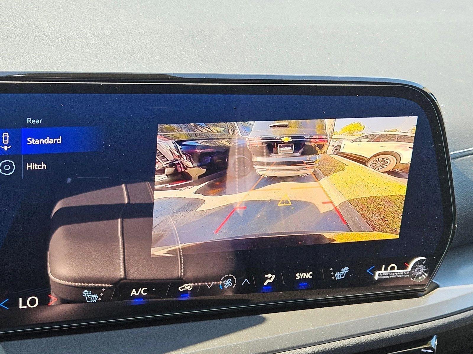 2025 Chevrolet Traverse Vehicle Photo in GREENACRES, FL 33463-3207