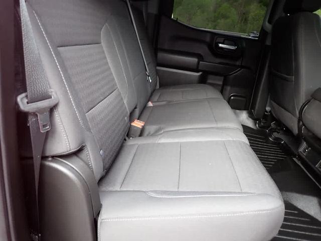 2022 Chevrolet Silverado 1500 Vehicle Photo in ZELIENOPLE, PA 16063-2910