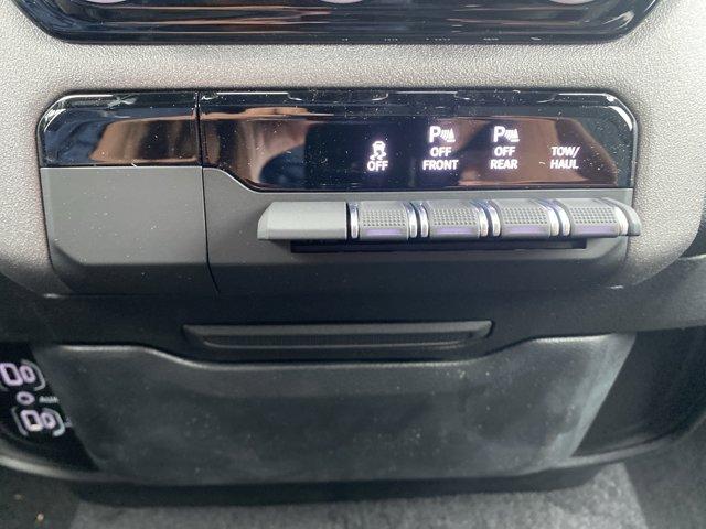 2025 Ram 1500 Vehicle Photo in Doylsetown, PA 18901