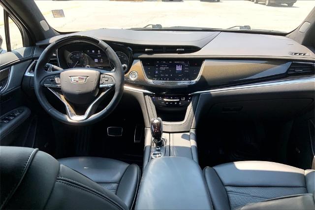 2022 Cadillac XT6 Vehicle Photo in Kansas City, MO 64114