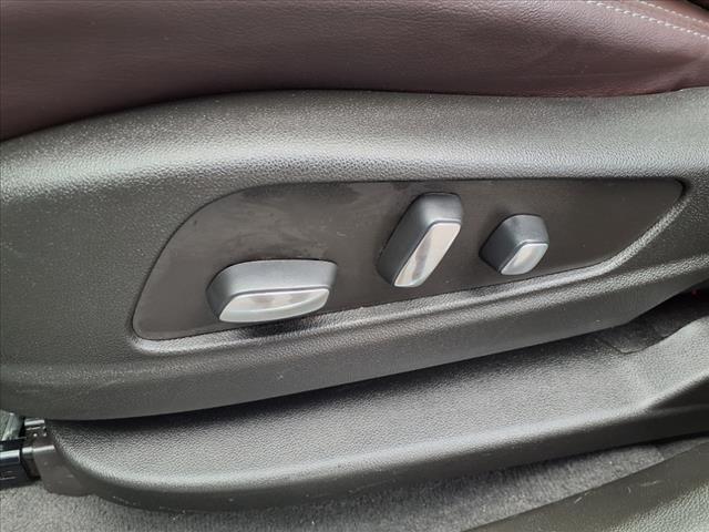 2023 Cadillac XT6 Vehicle Photo in SMITHTOWN, NY 11787-5023