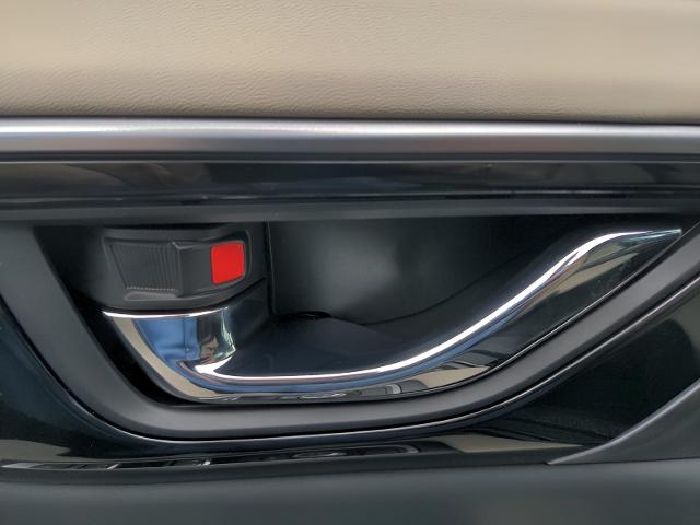 2025 Subaru Outback Vehicle Photo in Green Bay, WI 54304