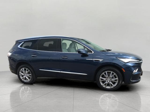 2023 Buick Enclave Vehicle Photo in GREEN BAY, WI 54303-3330