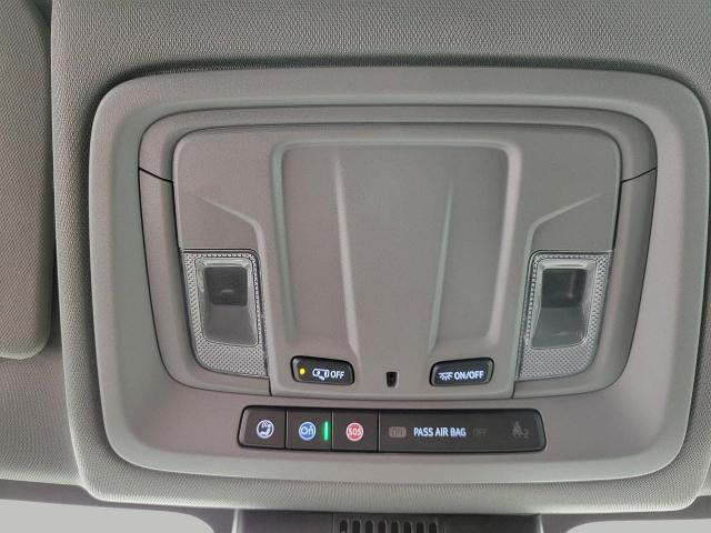 2023 Chevrolet Silverado 1500 Vehicle Photo in NEENAH, WI 54956-2243
