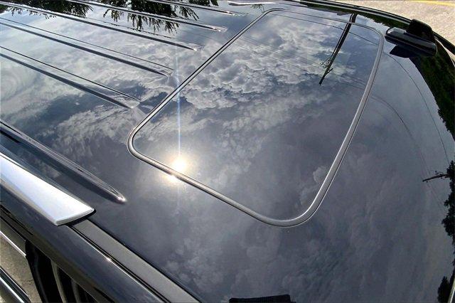 2019 Cadillac Escalade Vehicle Photo in KANSAS CITY, MO 64114-4545