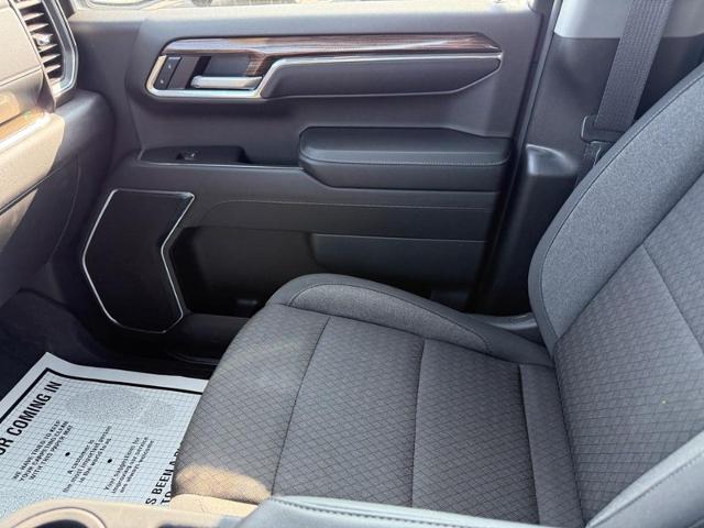 2024 Chevrolet Silverado 1500 Vehicle Photo in COLUMBIA, MO 65203-3903