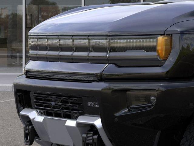 2025 GMC HUMMER EV SUV Vehicle Photo in MEDINA, OH 44256-9631