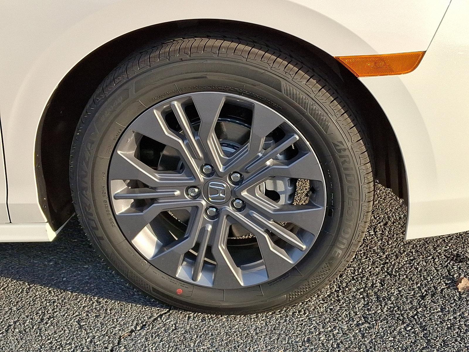 2025 Honda Odyssey Vehicle Photo in Harrisburg, PA 17111