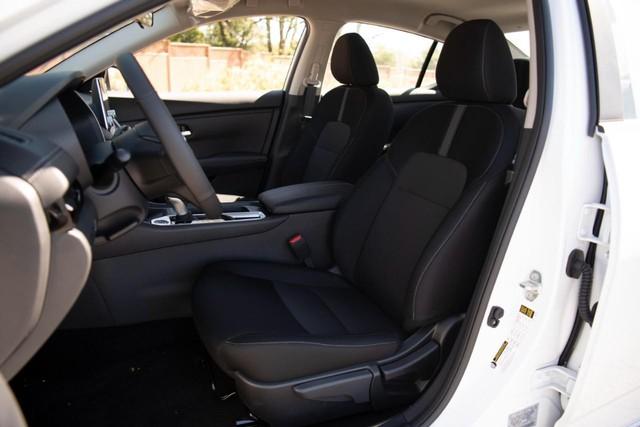 2025 Nissan Sentra Vehicle Photo in Ballwin, MO 63011