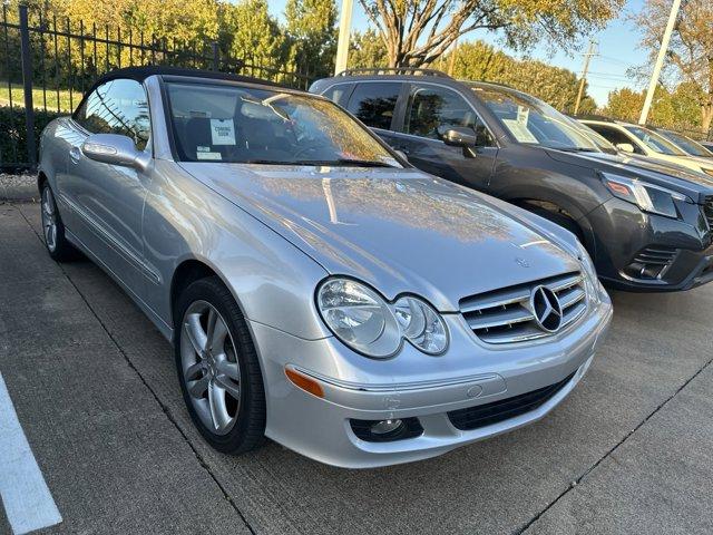 2006 Mercedes-Benz CLK-Class Vehicle Photo in DALLAS, TX 75209