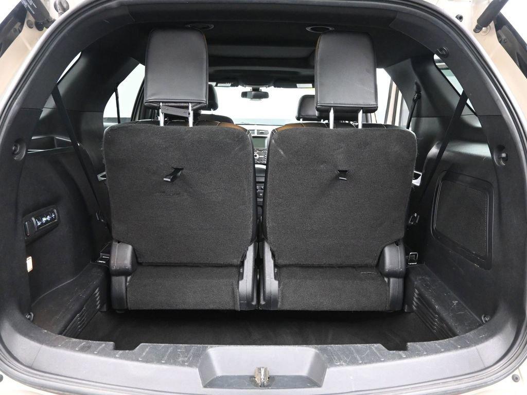 2017 Ford Explorer Vehicle Photo in Cedar Rapids, IA 52402