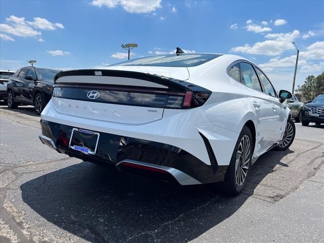 2024 Hyundai SONATA Hybrid Vehicle Photo in Shiloh, IL 62269