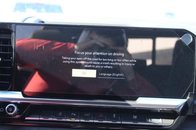 2025 GMC Sierra 2500 HD Vehicle Photo in Greenville, TX 75402