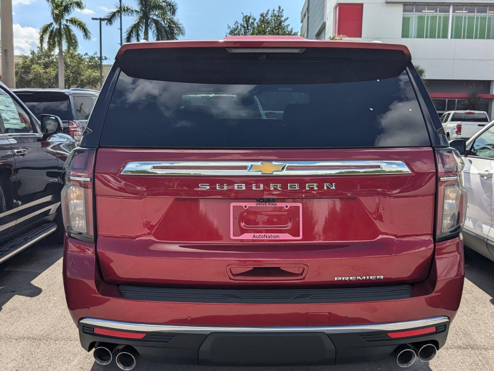 2024 Chevrolet Suburban Vehicle Photo in MIAMI, FL 33134-2699