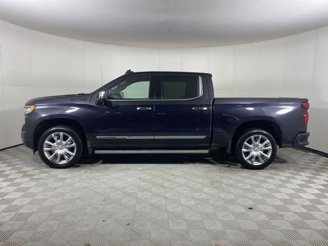 2022 Chevrolet Silverado 1500 Vehicle Photo in MEDINA, OH 44256-9001