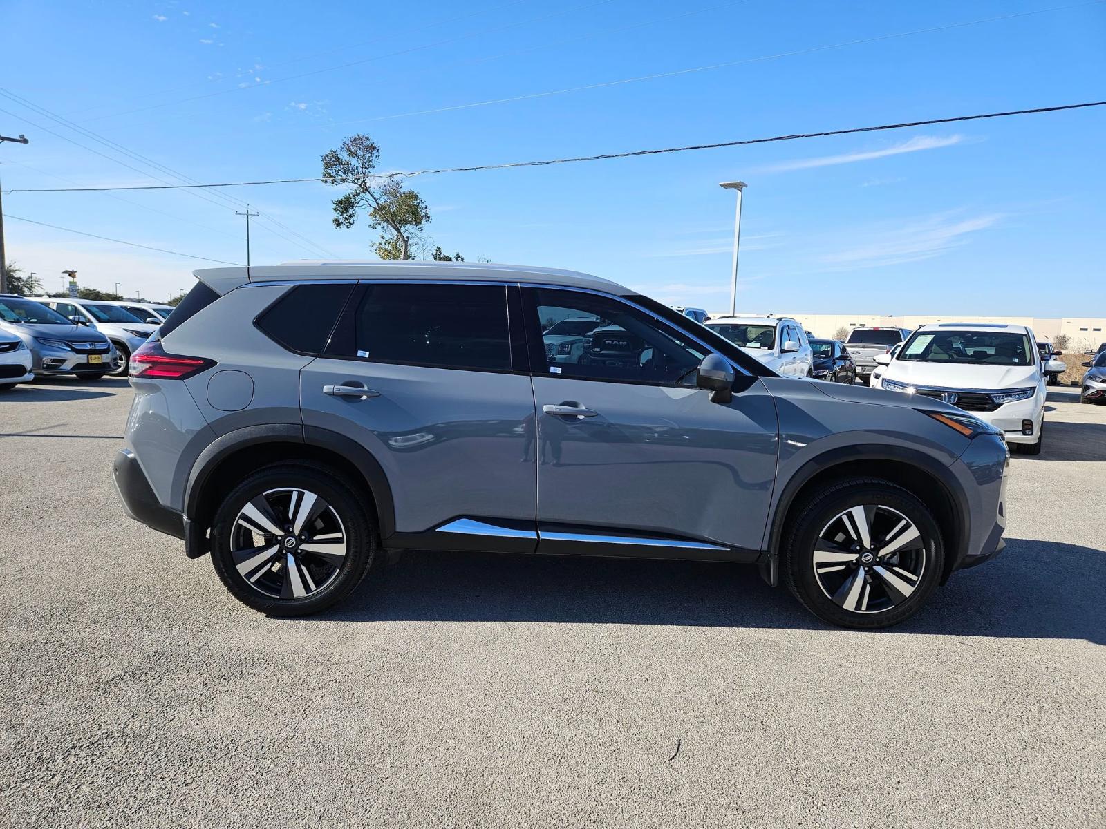 2021 Nissan Rogue Vehicle Photo in Seguin, TX 78155