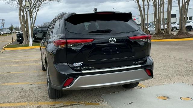 2021 Toyota Highlander Vehicle Photo in BATON ROUGE, LA 70806-4466