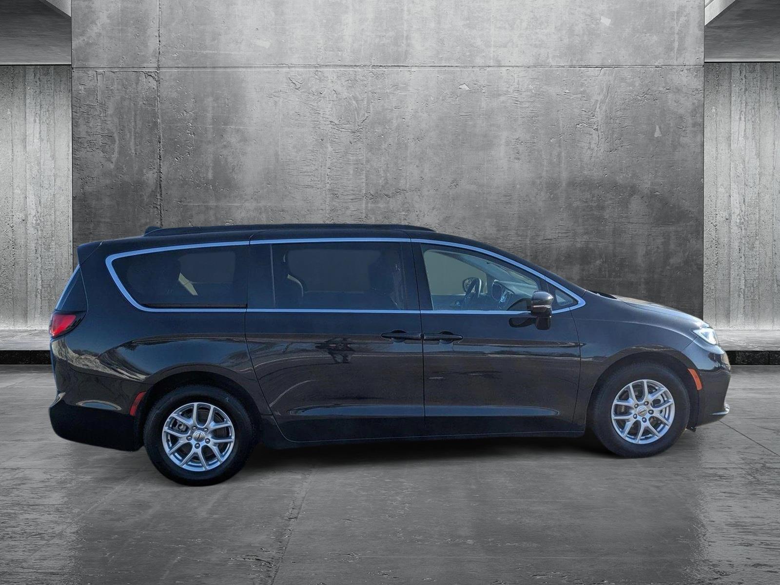 2022 Chrysler Pacifica Vehicle Photo in Spokane Valley, WA 99212