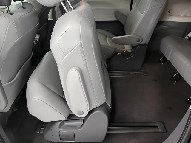 2024 Toyota Sienna Vehicle Photo in Appleton, WI 54914