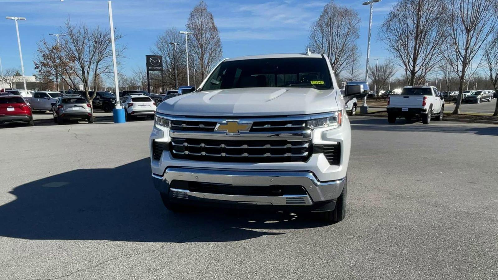 2025 Chevrolet Silverado 1500 Vehicle Photo in BENTONVILLE, AR 72712-4322