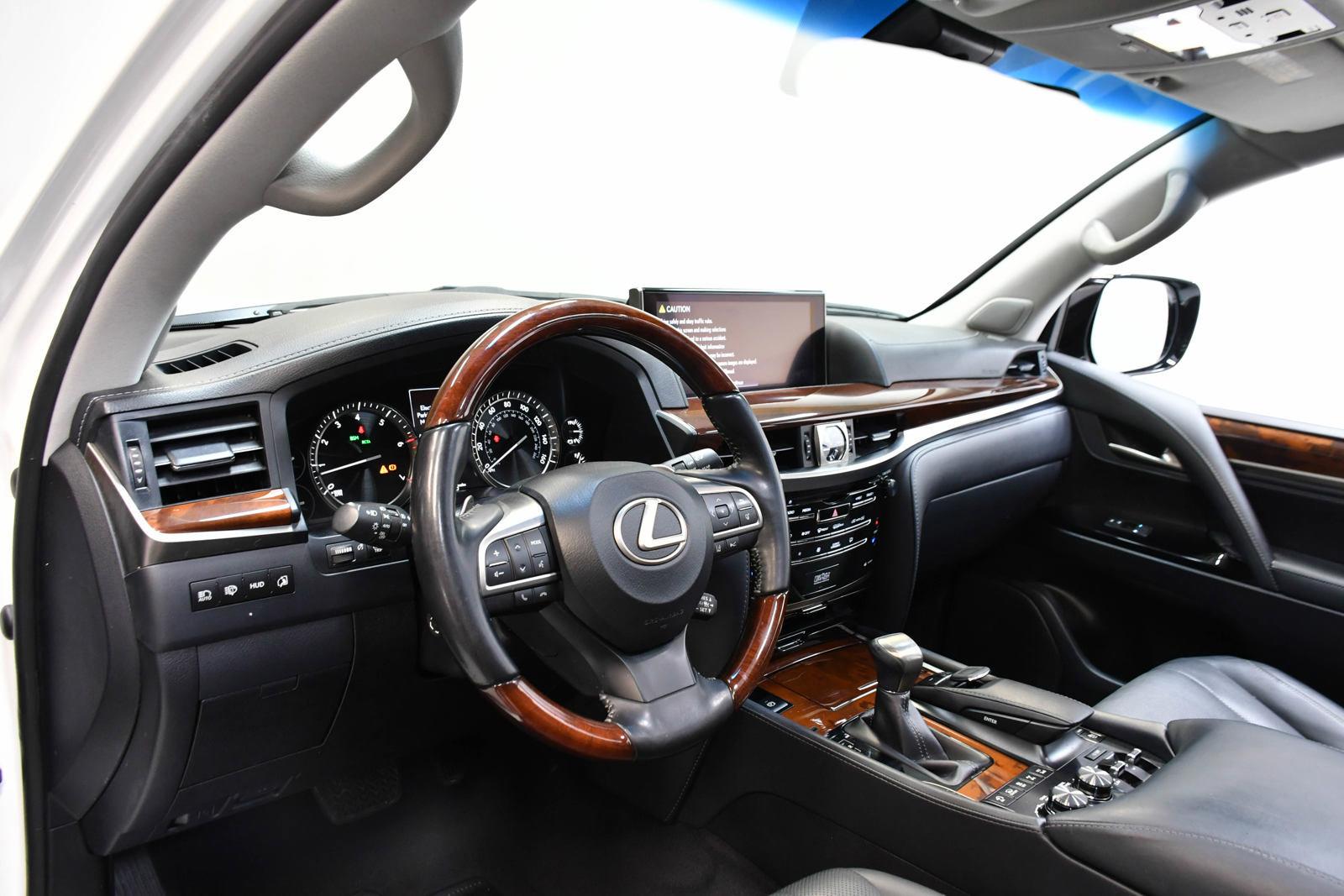 2020 Lexus LX 570 Vehicle Photo in DALLAS, TX 75235