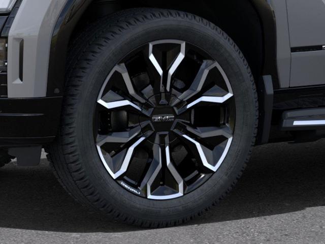 2025 GMC Sierra EV Vehicle Photo in DANBURY, CT 06810-5034