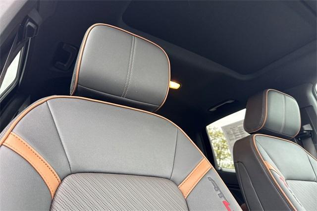 2023 GMC Canyon Vehicle Photo in ELK GROVE, CA 95757-8703